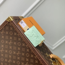 LV Capucines Bags